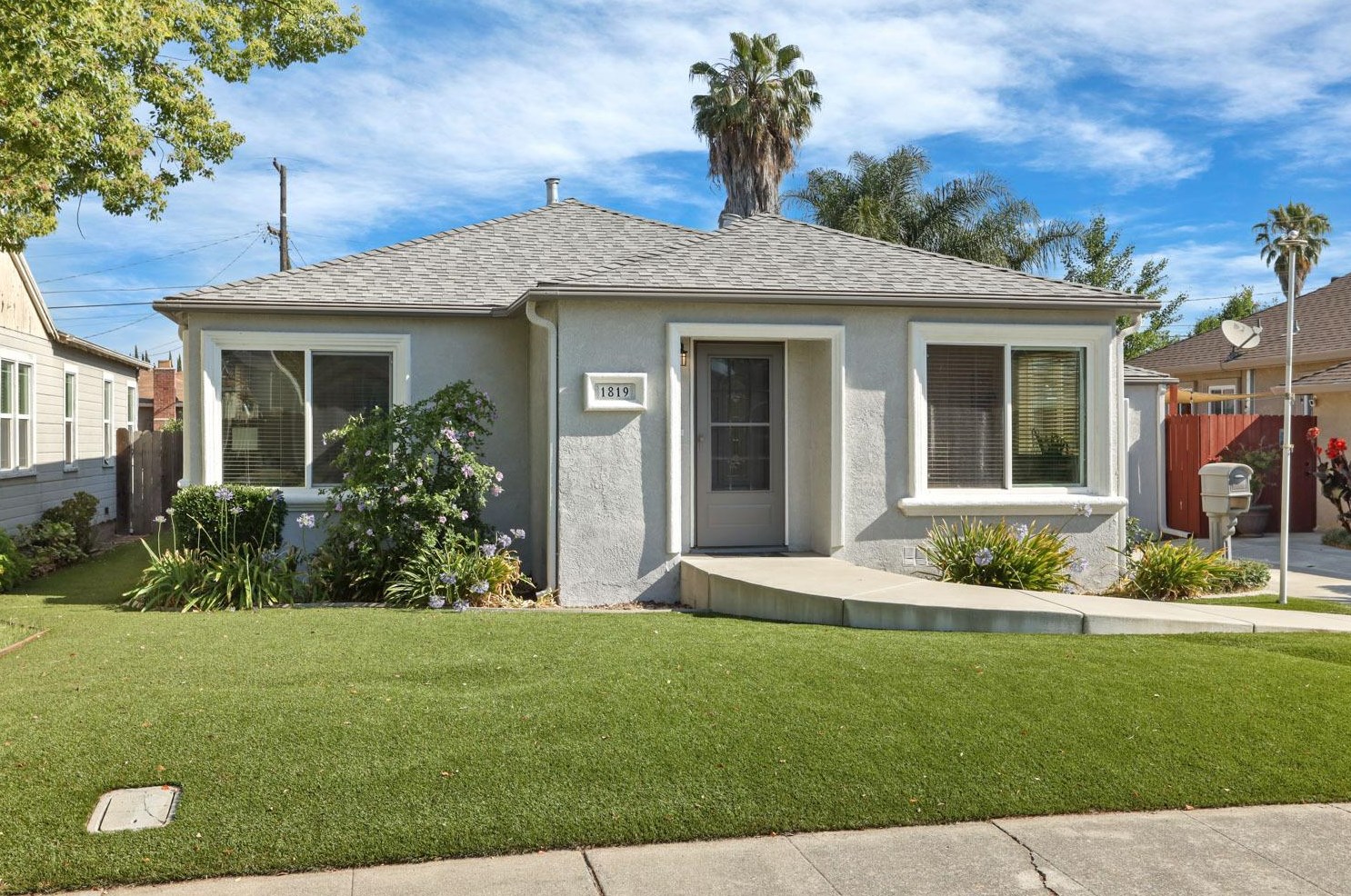 1819 Tuxedo Ave, Stockton, CA 95204-4952