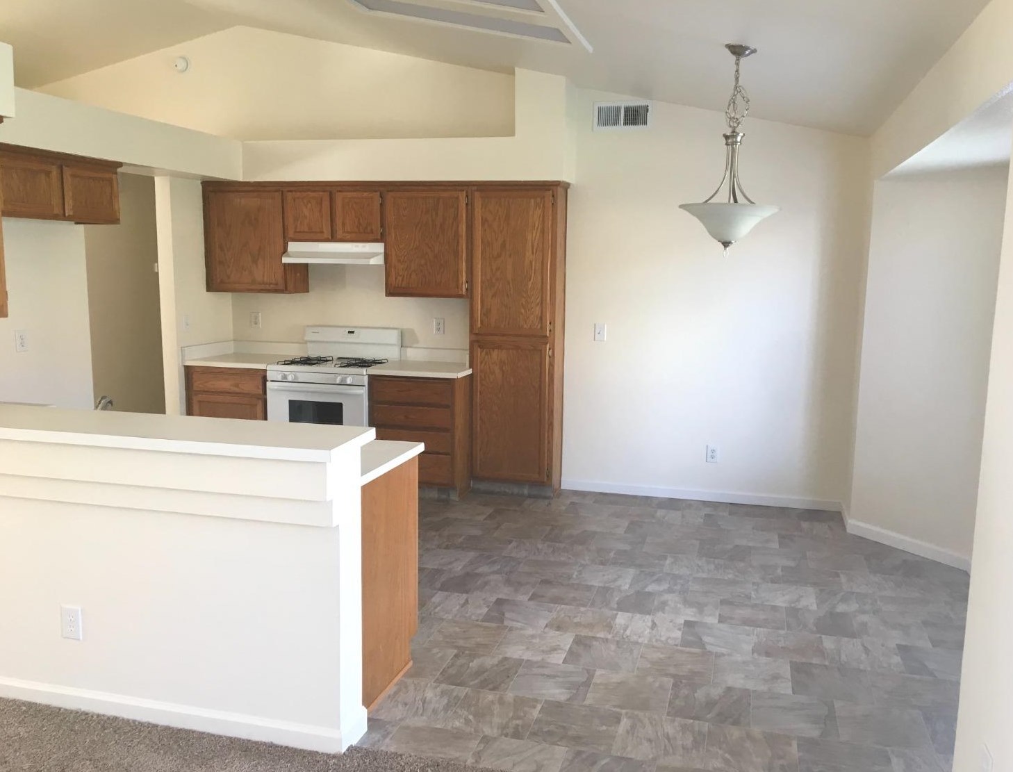 1685 Michelle Dr, Yuba City, CA 95993