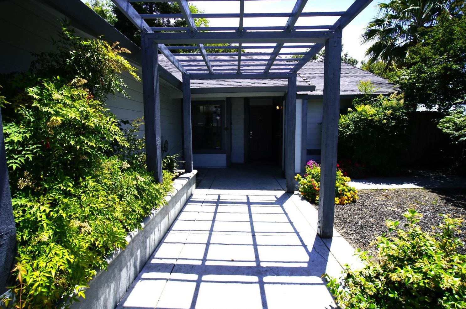 173 Arbuckle Ave, Folsom, CA 95630-5412