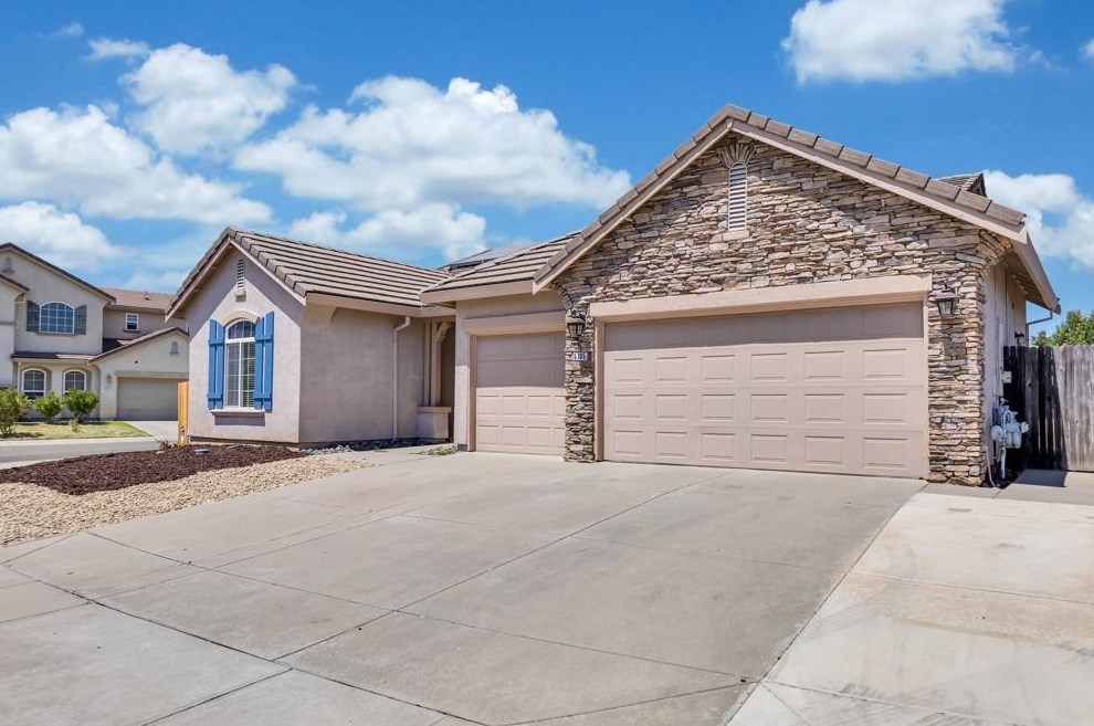5705 Fire Poppy Dr, Elk Grove, CA 95757
