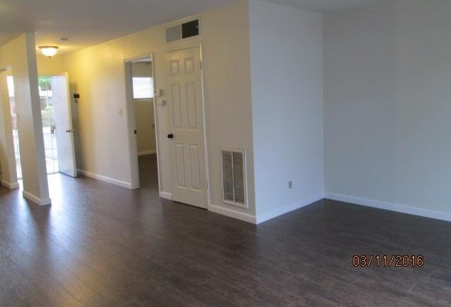 805 Tully Rd #13, Modesto, CA 95350