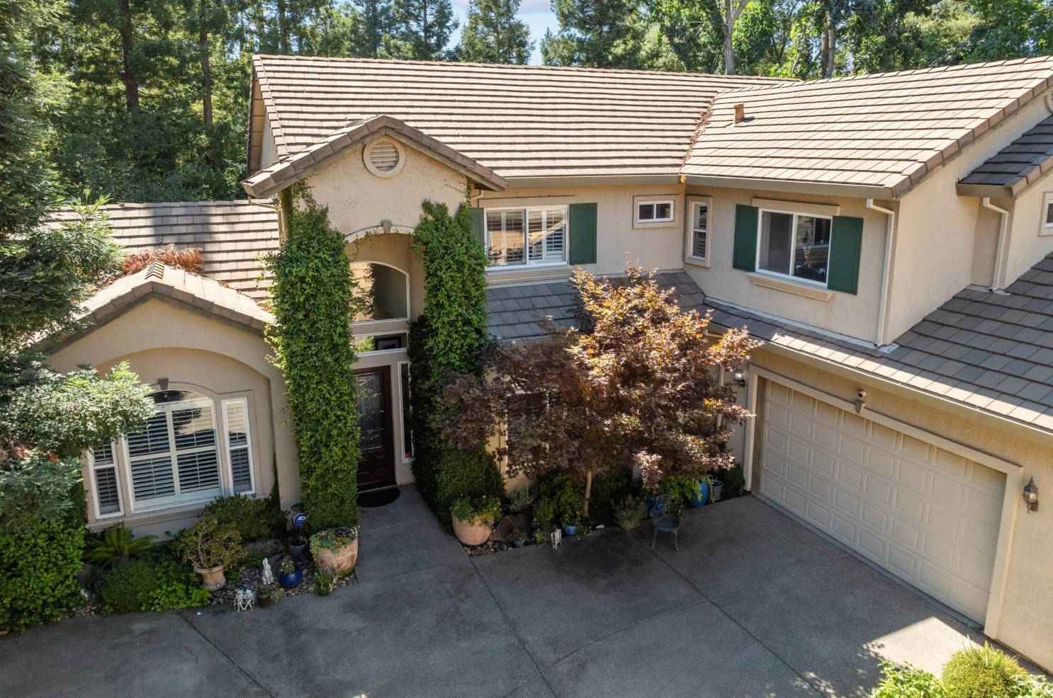 3645 Voleyn St, Carmichael, CA 95608