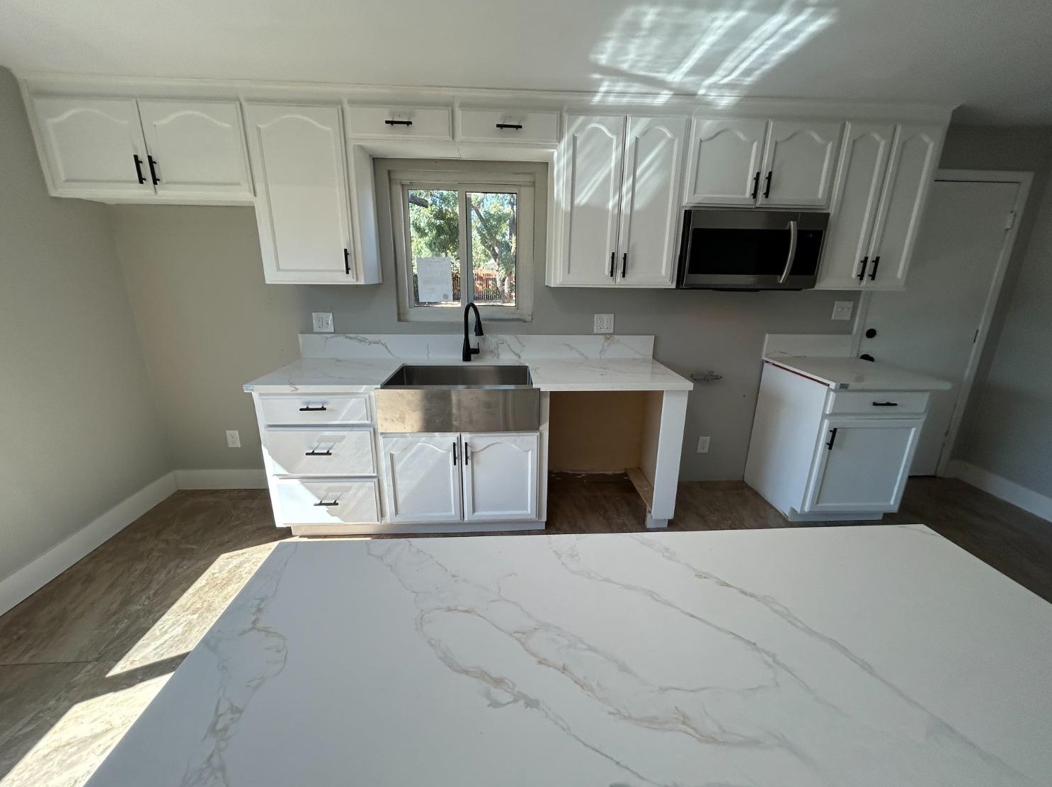 243 E St, Los Banos, CA 93635