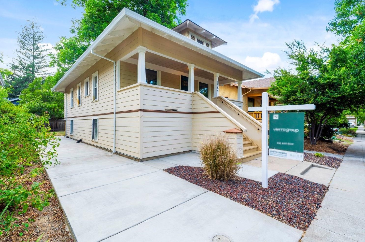 1124 Santa Barbara Ct, Sacramento, CA 95816-5348