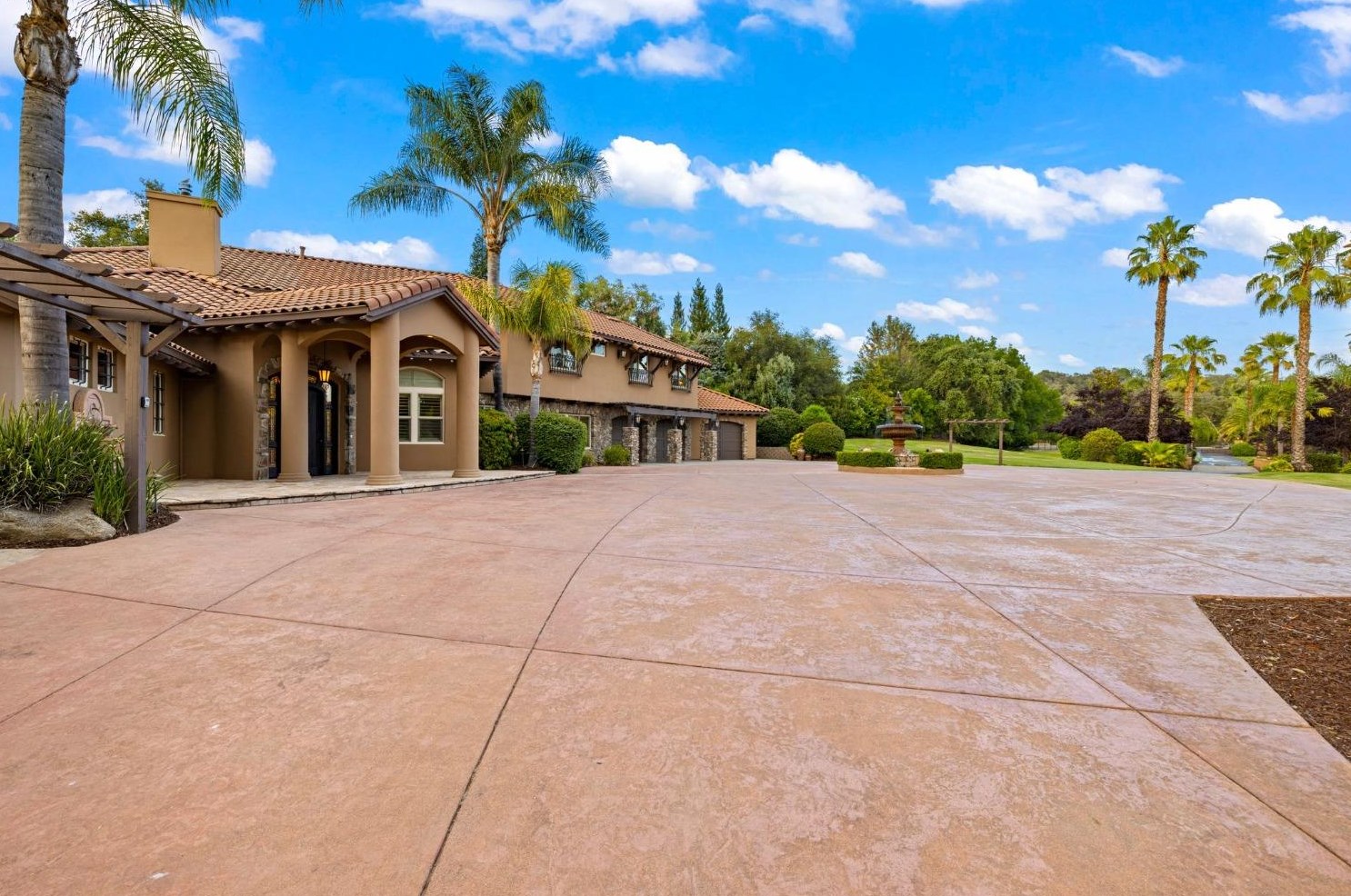 1105 Park Lake Ct, Newcastle, CA 95658