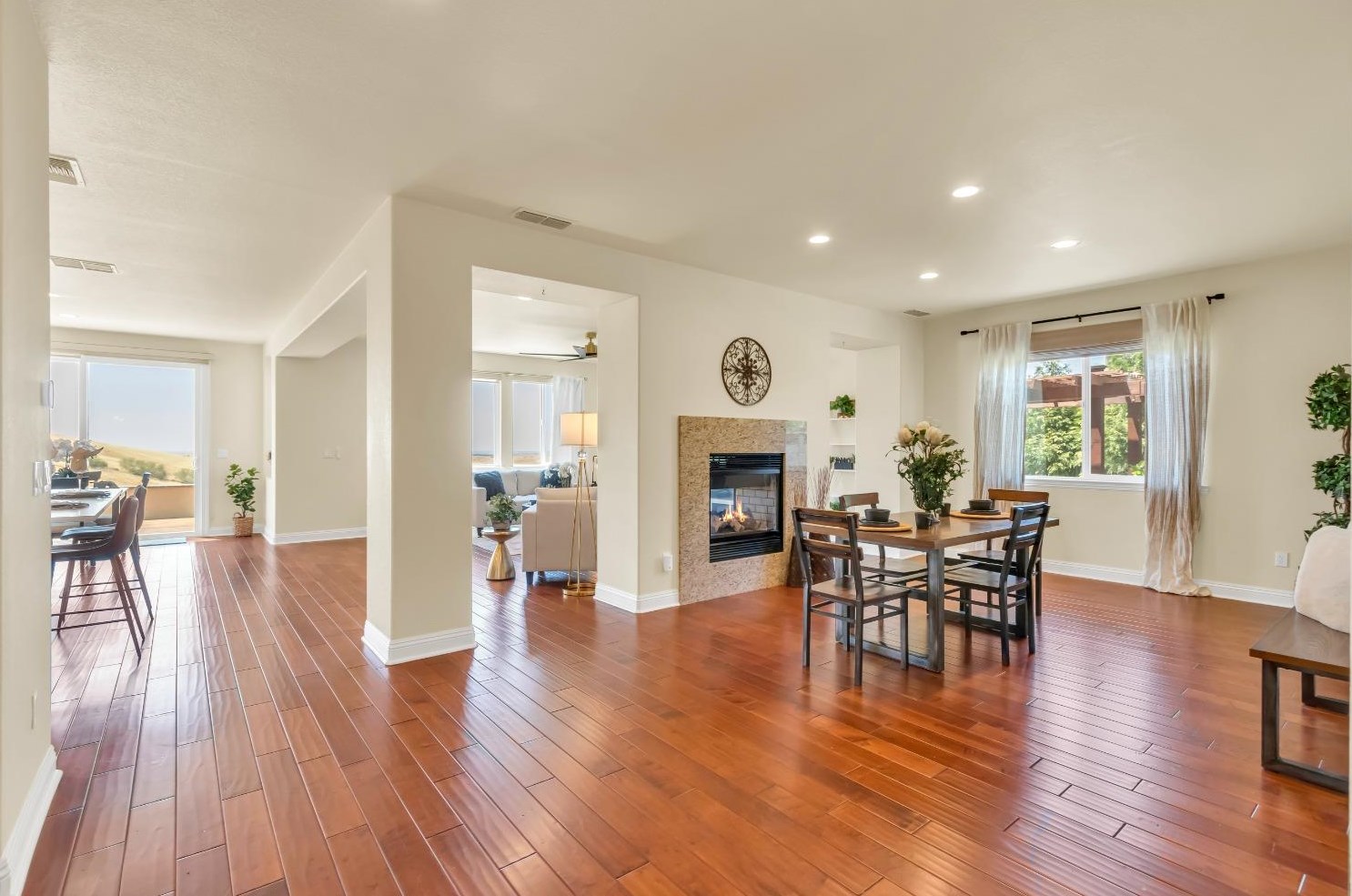 5361 Brentford Way, Folsom, CA 95762