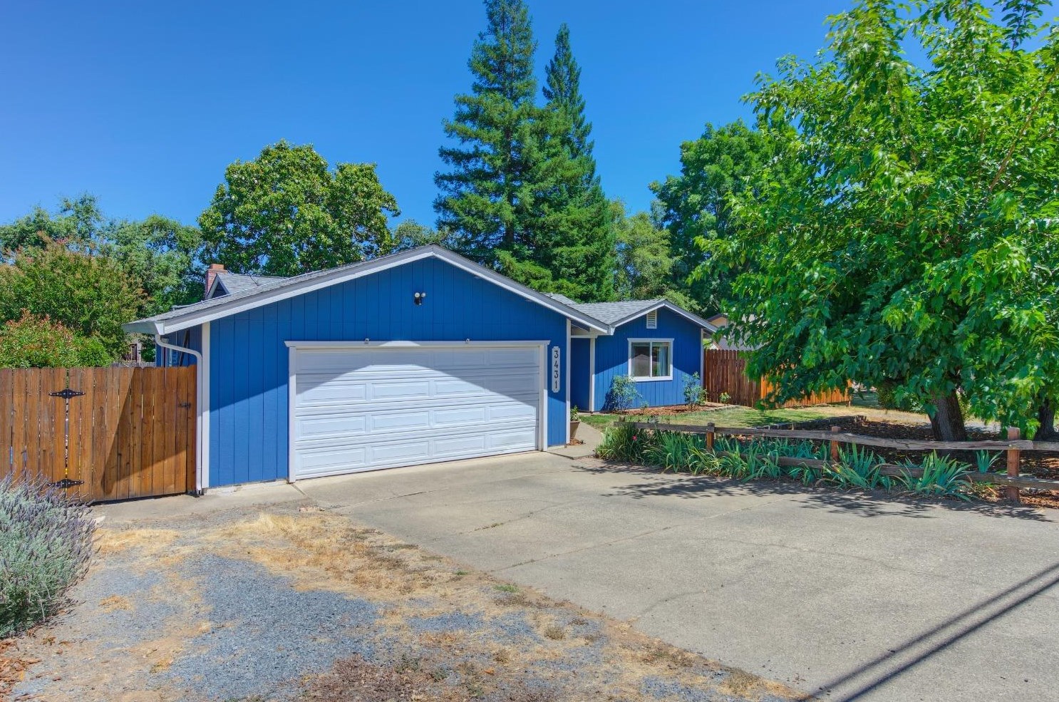 3431 Humphrey Rd, Loomis, CA 95650