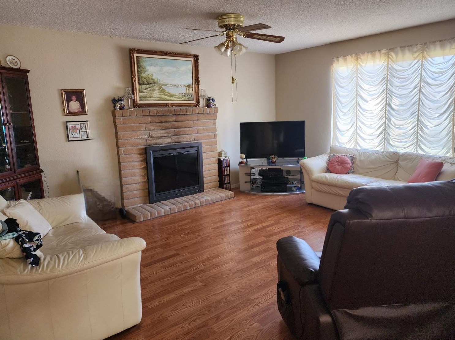 325 Lannis Ct, Ripon, CA 95366