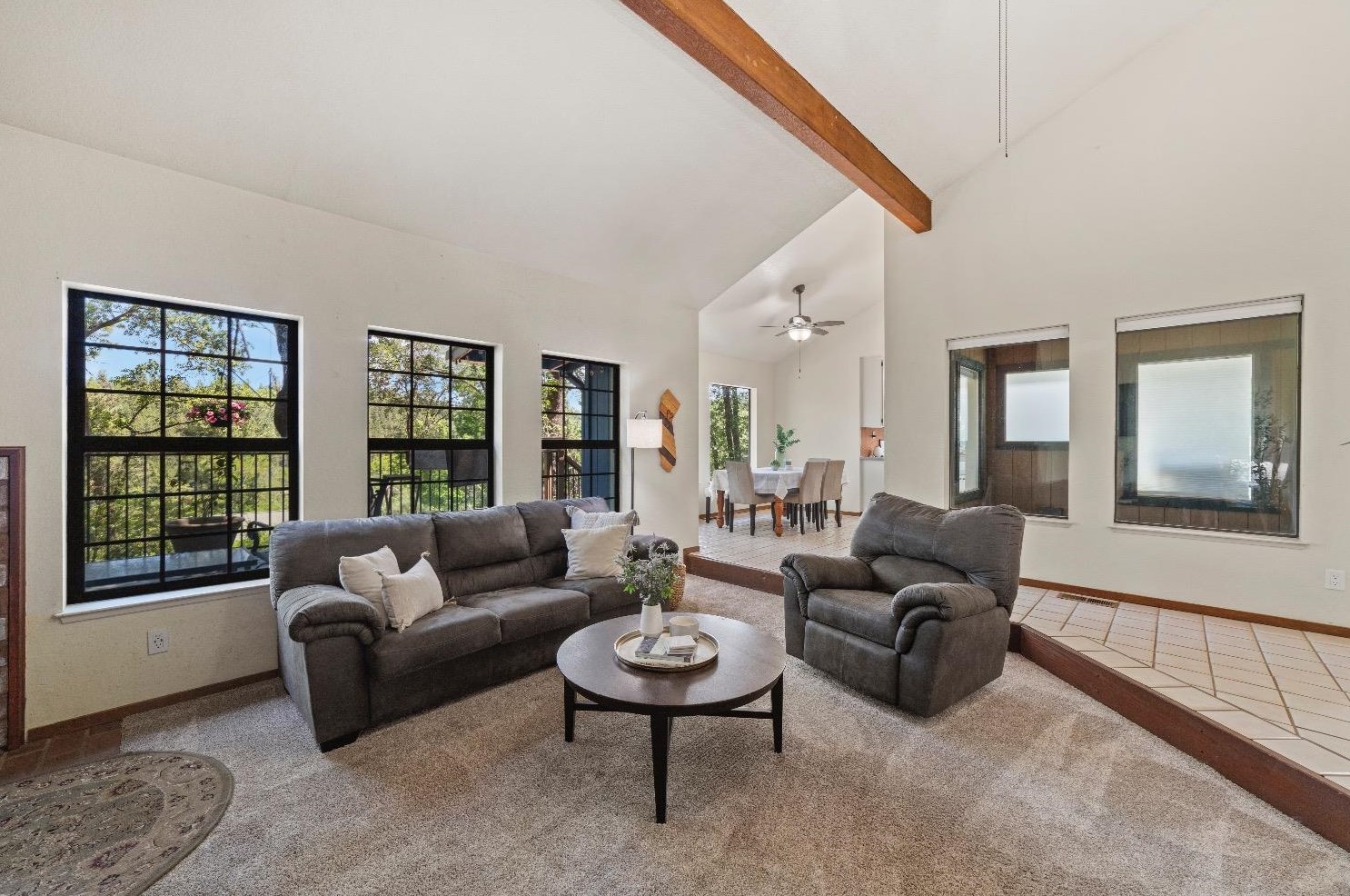 11594 Francis Dr, Grass Valley CA  95949-6675 exterior