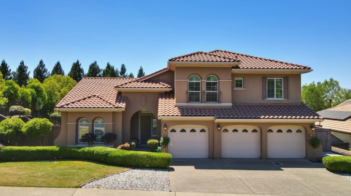 7046 Agora Way, Folsom, CA 95762