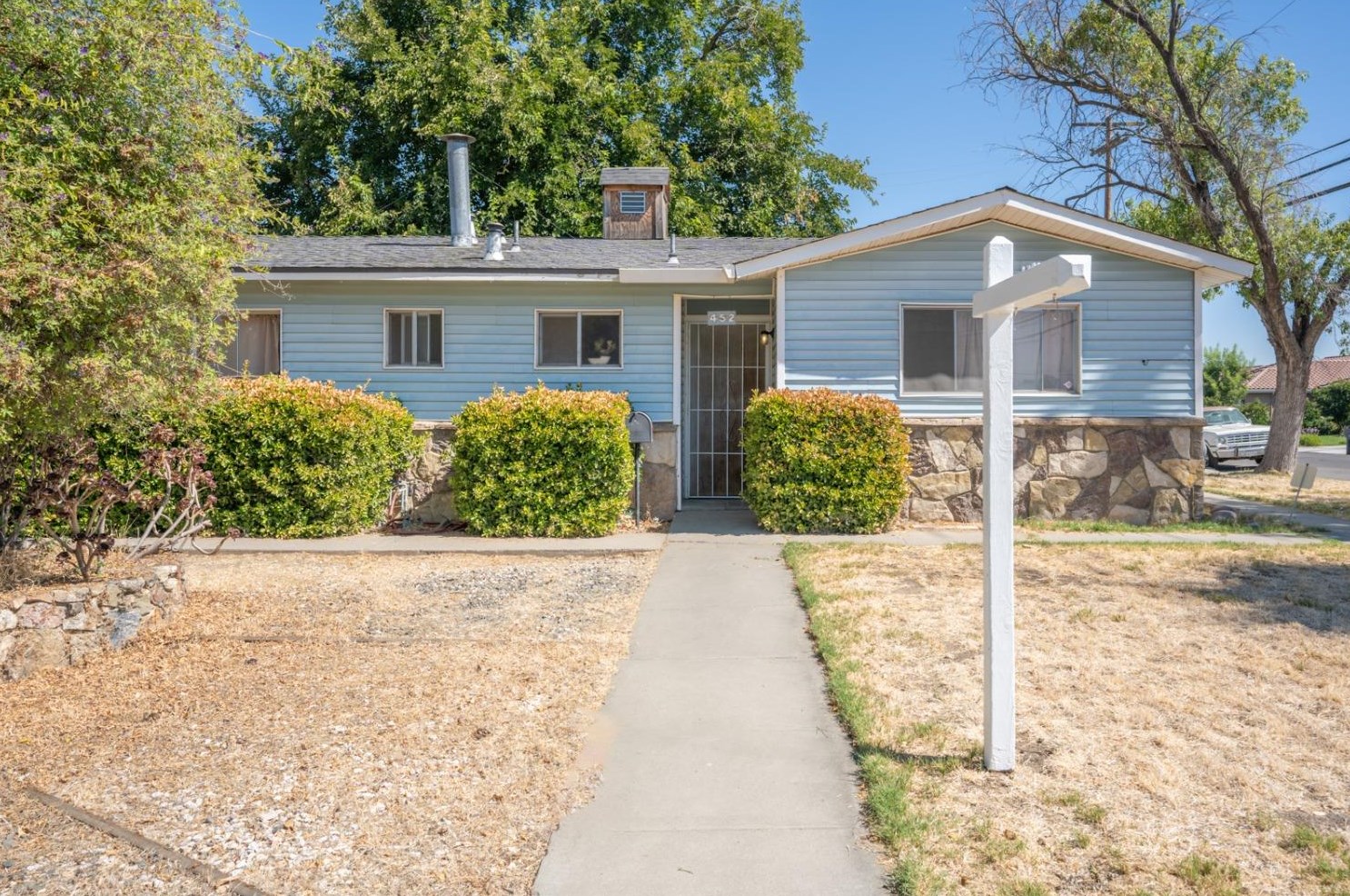 452 Lime Ave, Los Banos, CA 93635