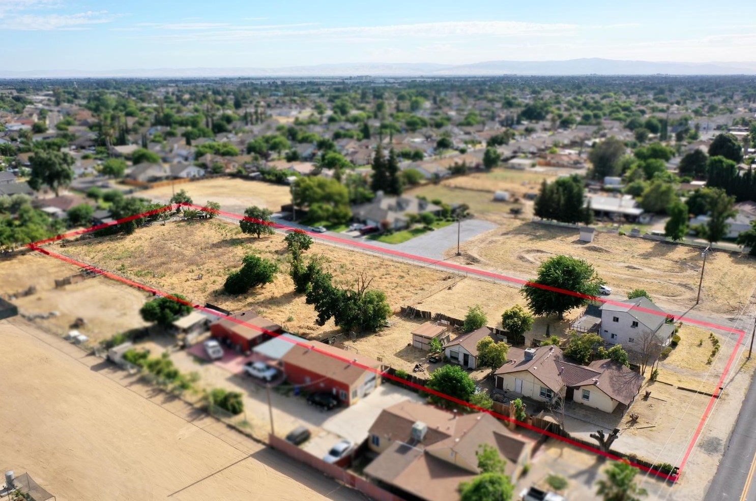 2410 River Rd, Modesto, CA 95351