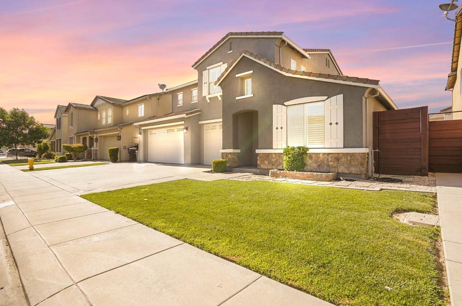 2429 Ventana View Way, Modesto, CA 95355