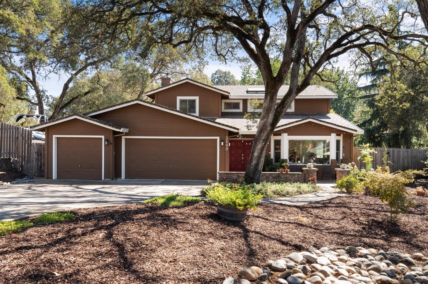 3800 Pardee Ct, Folsom, CA 95762