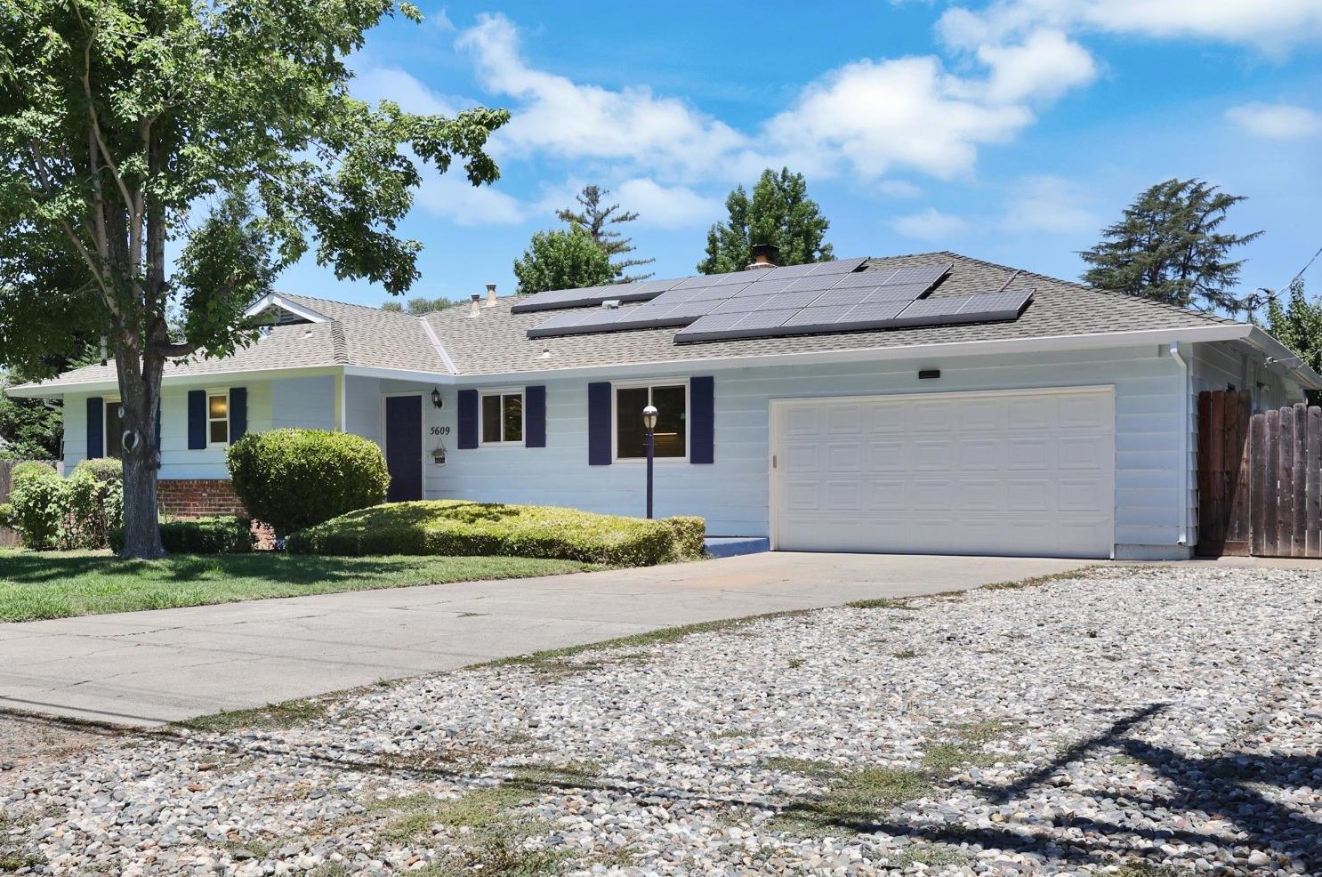 5609 Kenneth Ave, Carmichael, CA 95608
