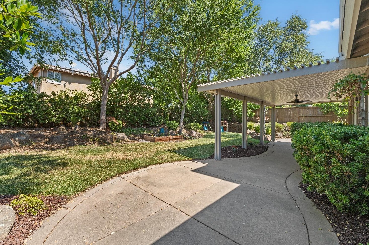 5305 Garlenda Dr, Folsom CA  95762-5534 exterior