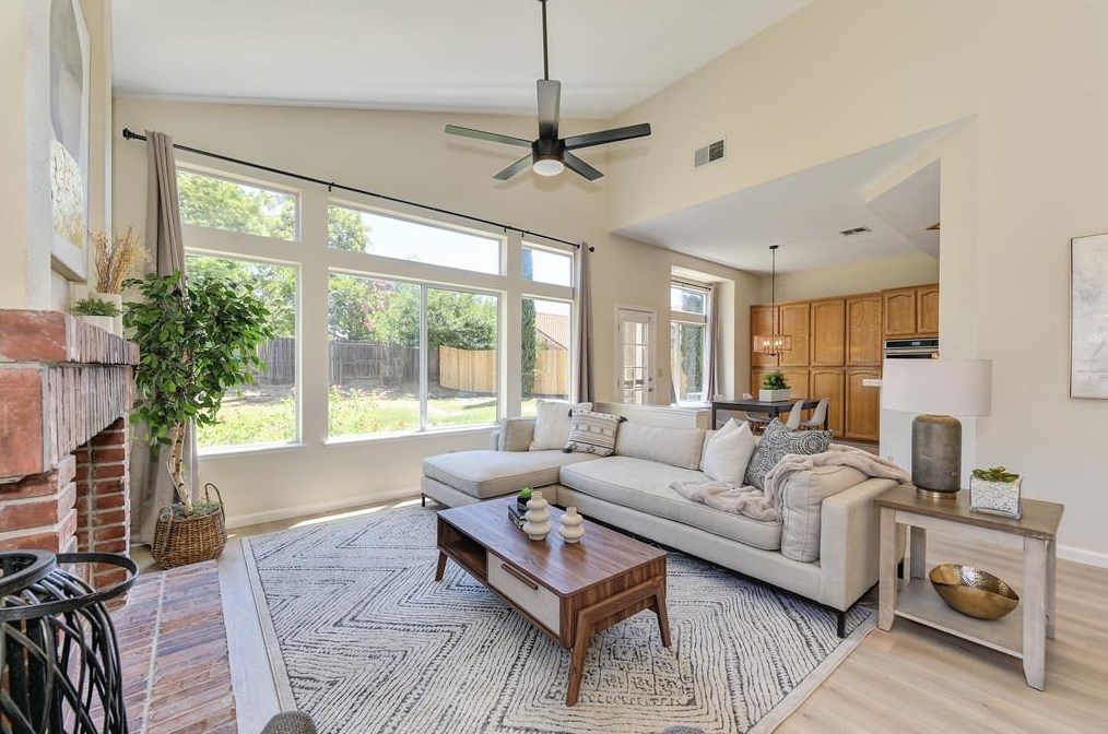 102 Kershaw Ct, Folsom, CA 95630