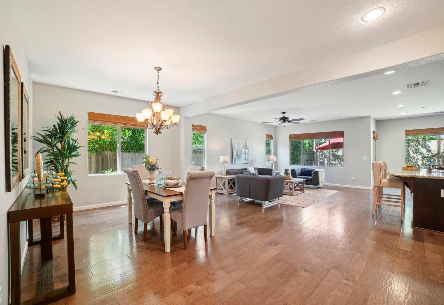 388 Rosecrest Ct, Folsom, CA 95762