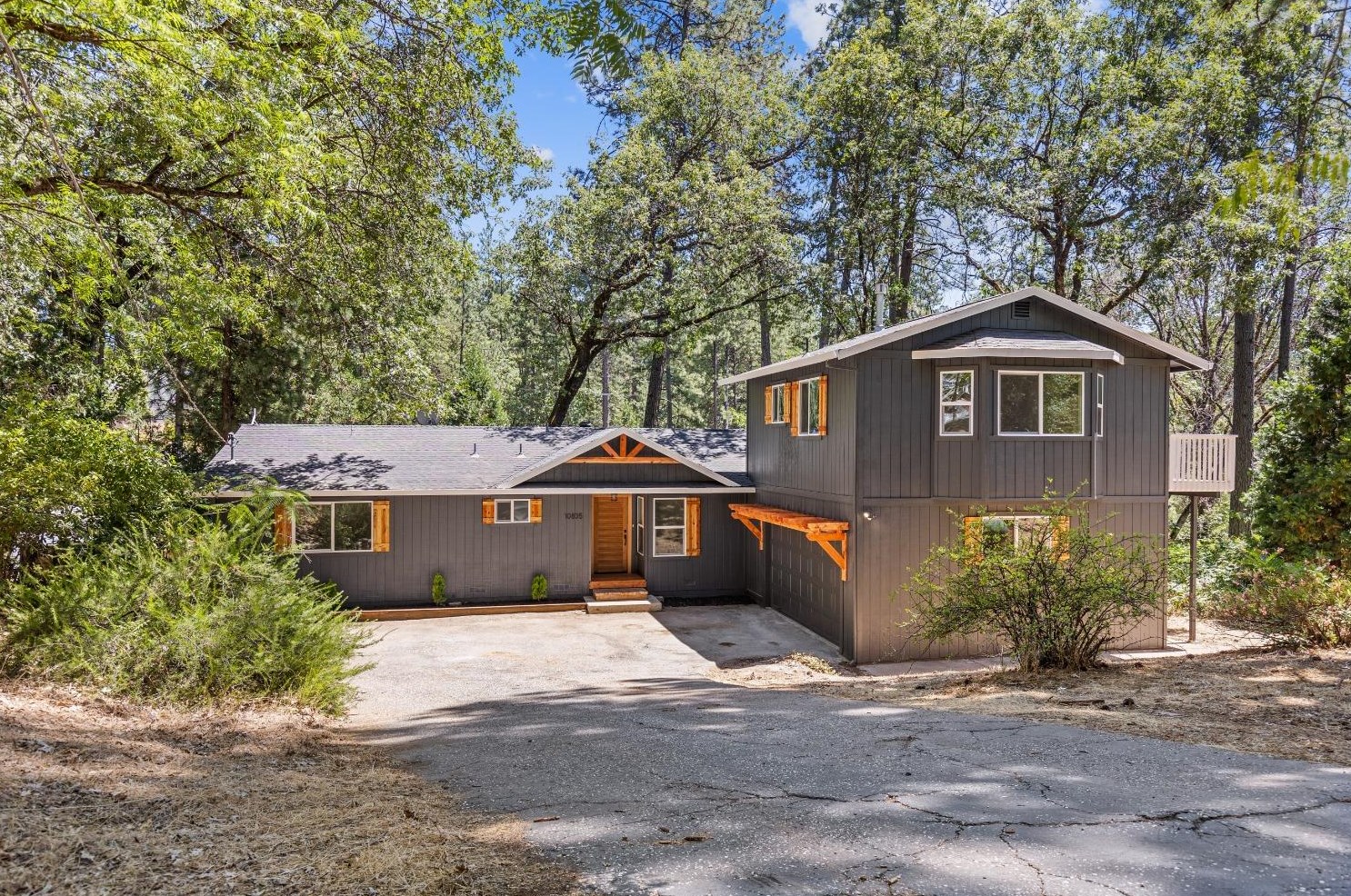10835 Henson Way, Grass Valley CA  95949-6811 exterior