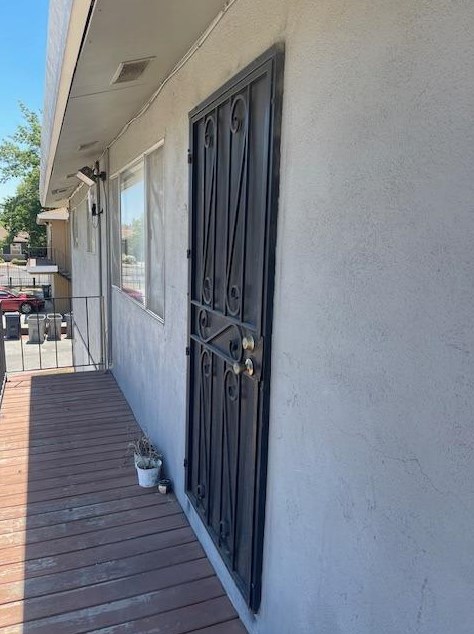 9 La Fresa Ct, Sacramento, CA 95823-2904