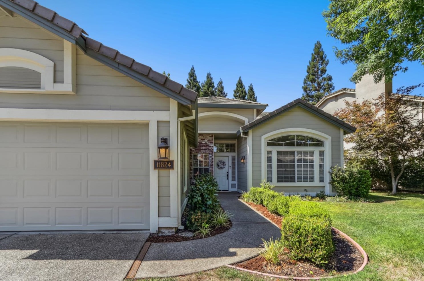 11824 Old Eureka Way, Rancho Cordova, CA 95670