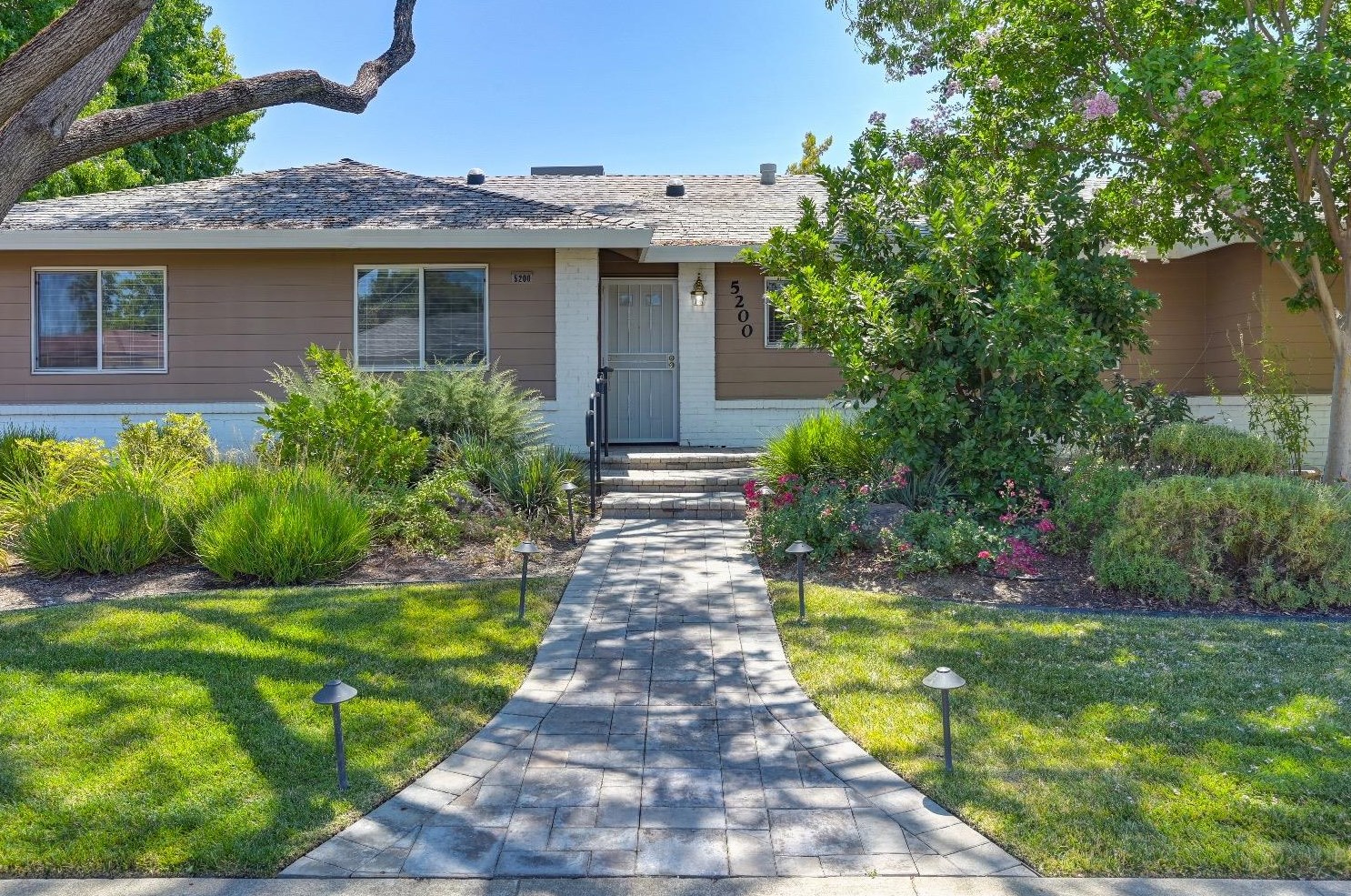 5200 Mckinney Way, Carmichael, CA 95608