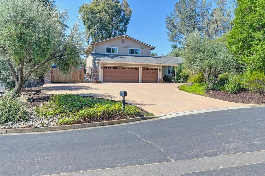 116 Berry Creek Dr, Folsom, CA 95630