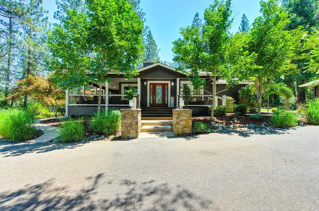 2415 Los Robles Rd, Meadow Vista, CA 95722