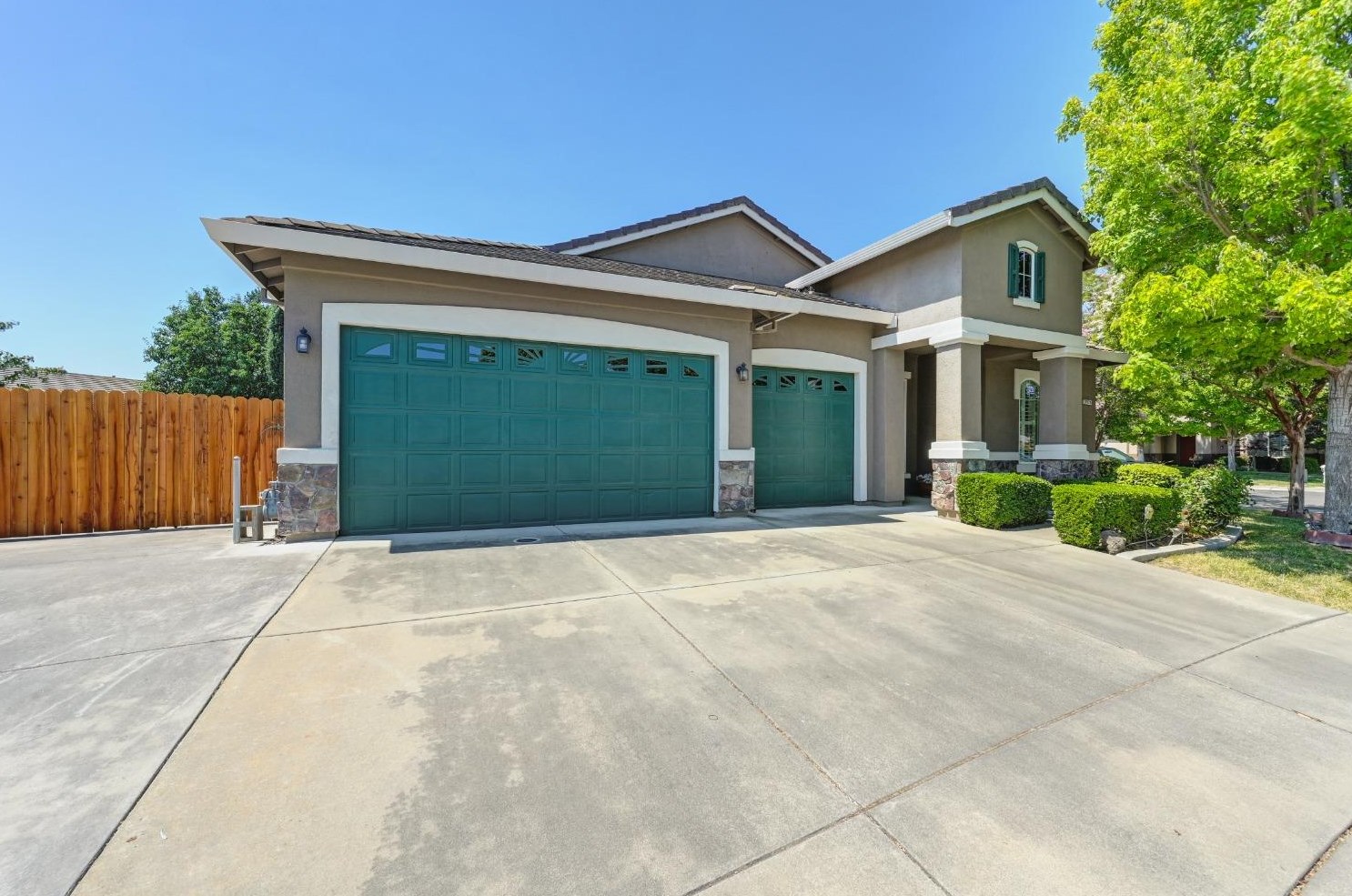 8975 Wood Lily Way, Elk Grove, CA 95757