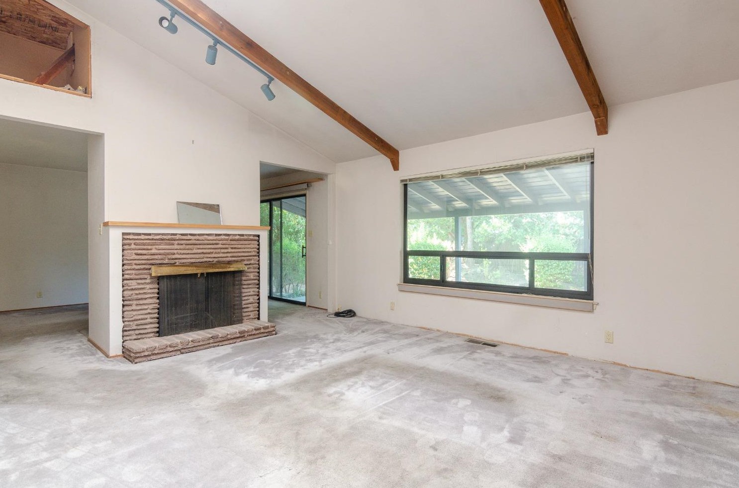 3332 Mccowan Way, Carmichael, CA 95608