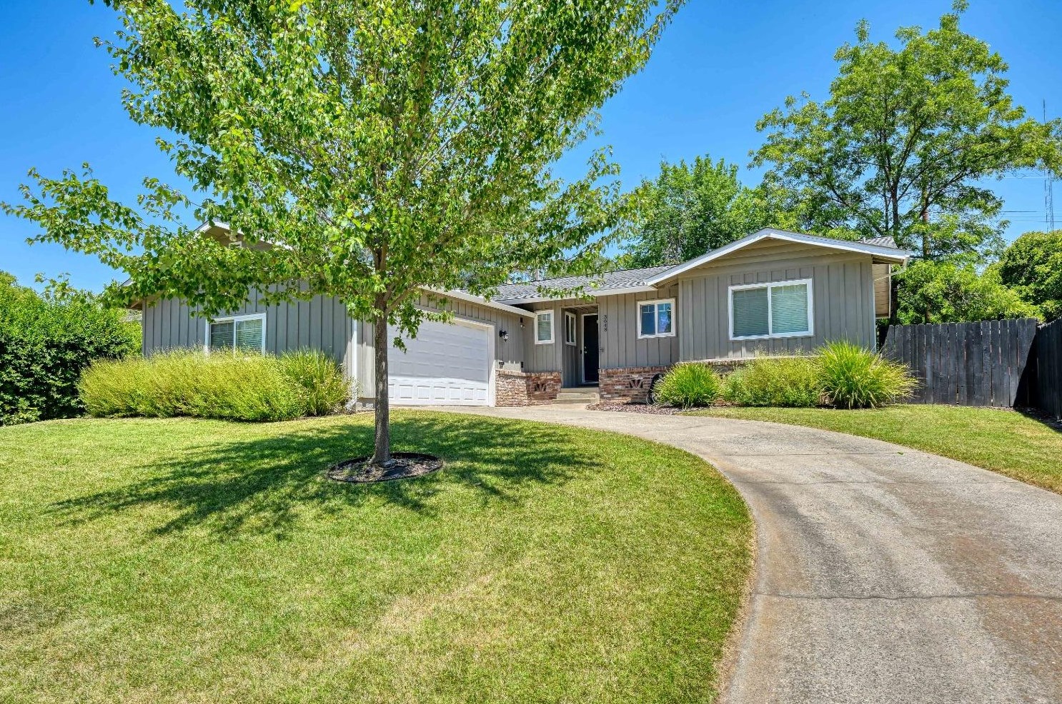 3648 Orangerie Way, Carmichael, CA 95608