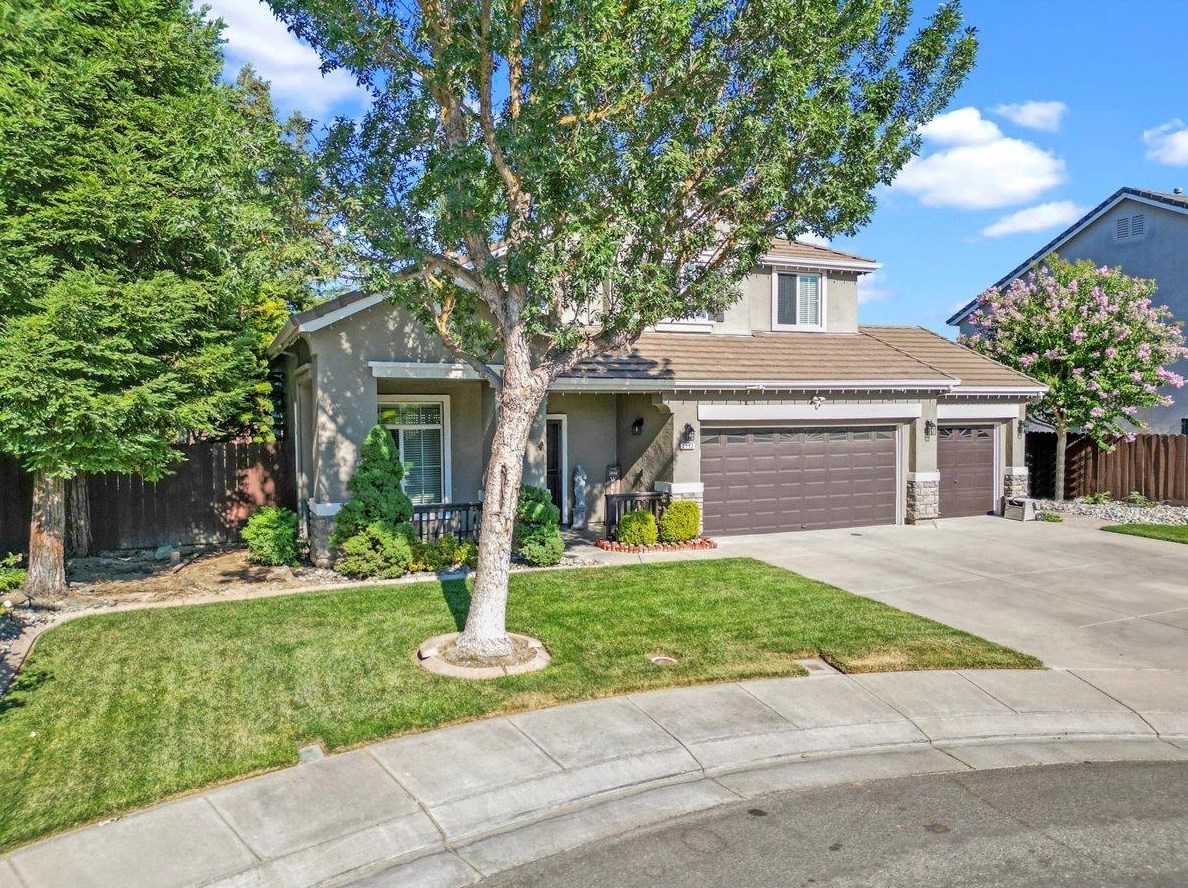2112 Rampart St, Modesto, CA 95355