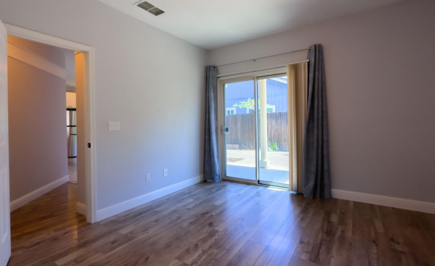 344 Parker Dr, Folsom CA  95630-7928 exterior