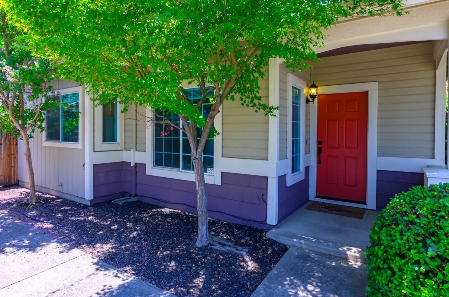 344 Parker Dr, Folsom CA  95630-7928 exterior