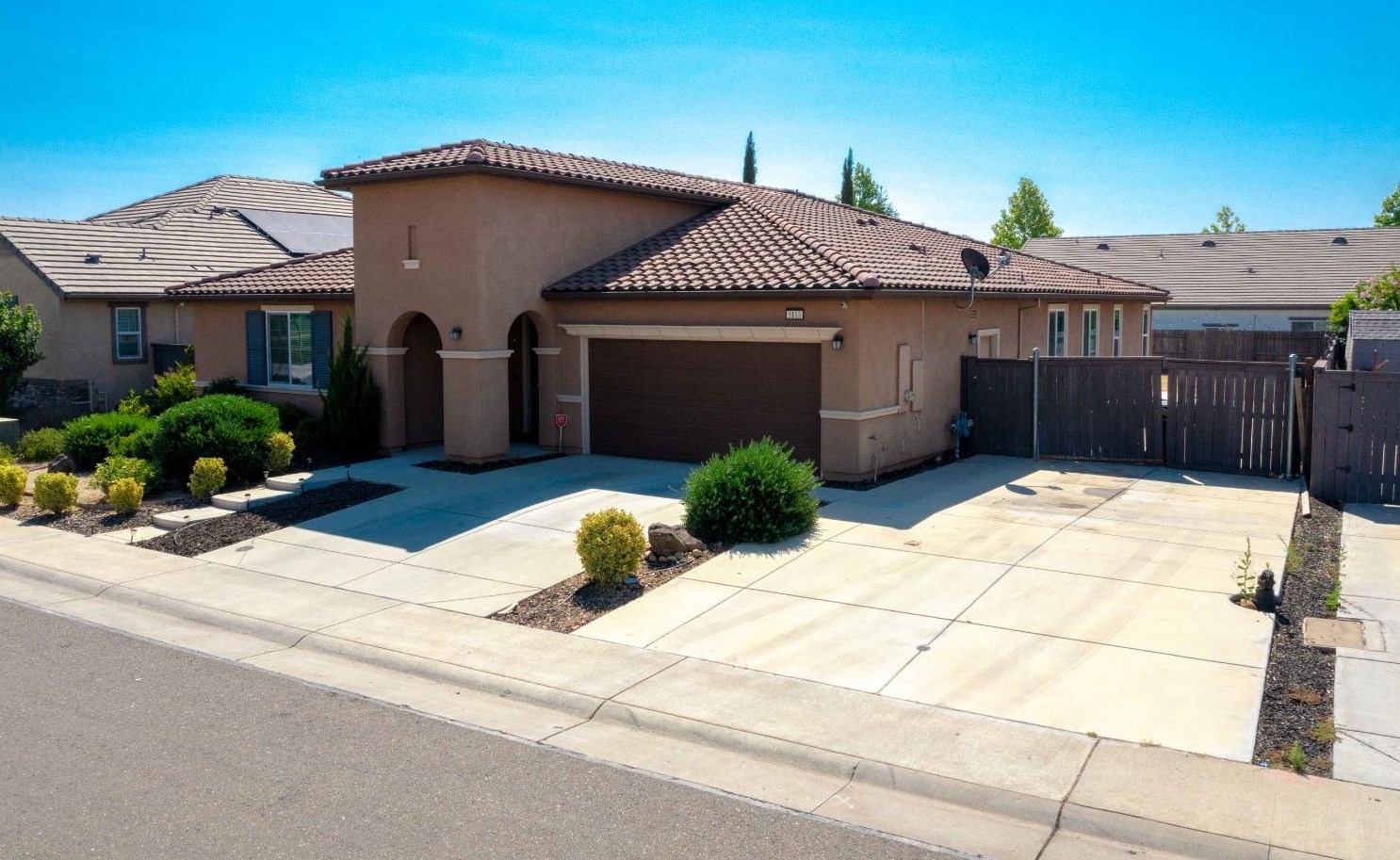 5113 Azalea Park Way, Rancho Cordova, CA 95742