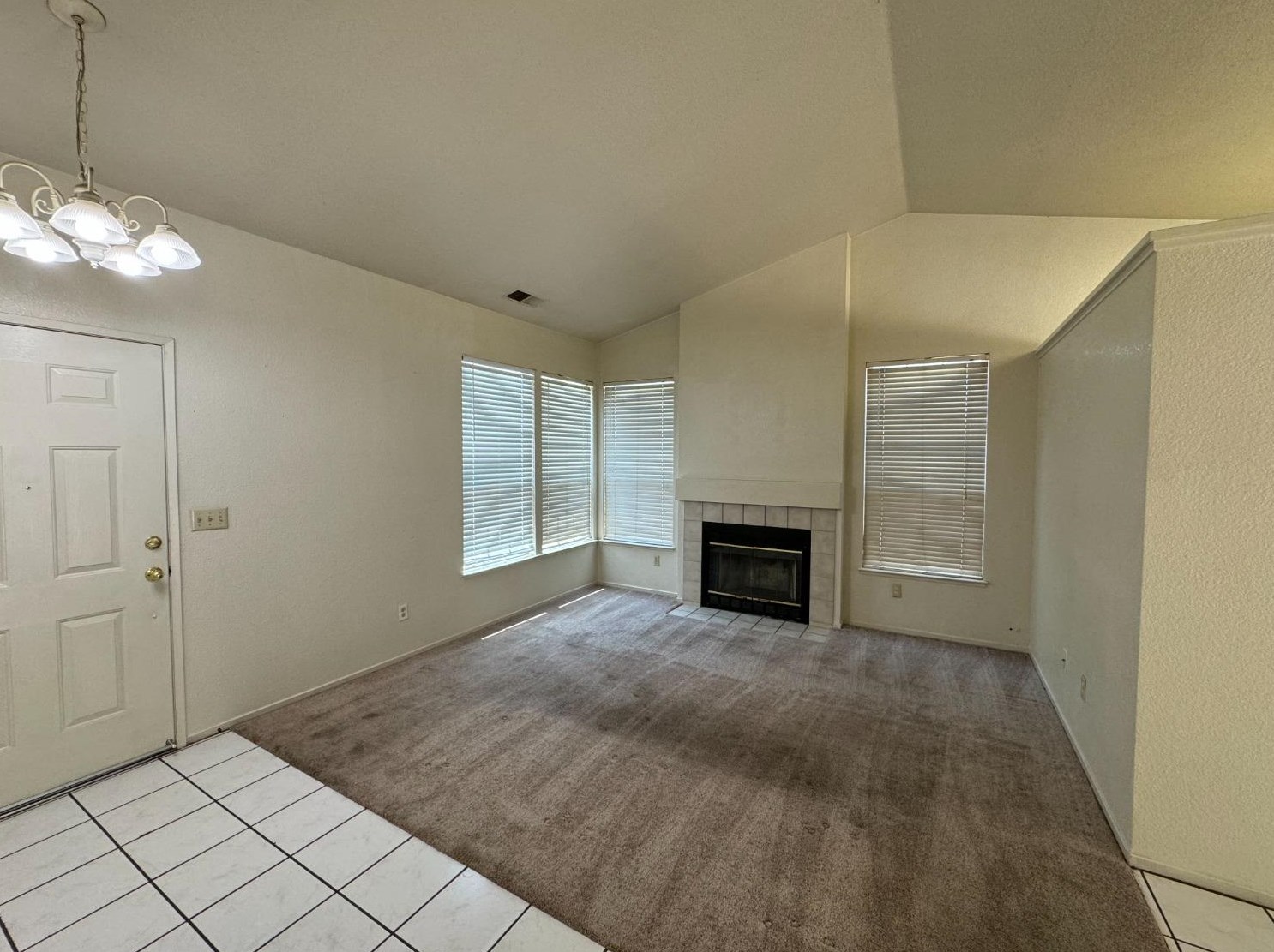 1225 Cribari Dr, Modesto, CA 95358