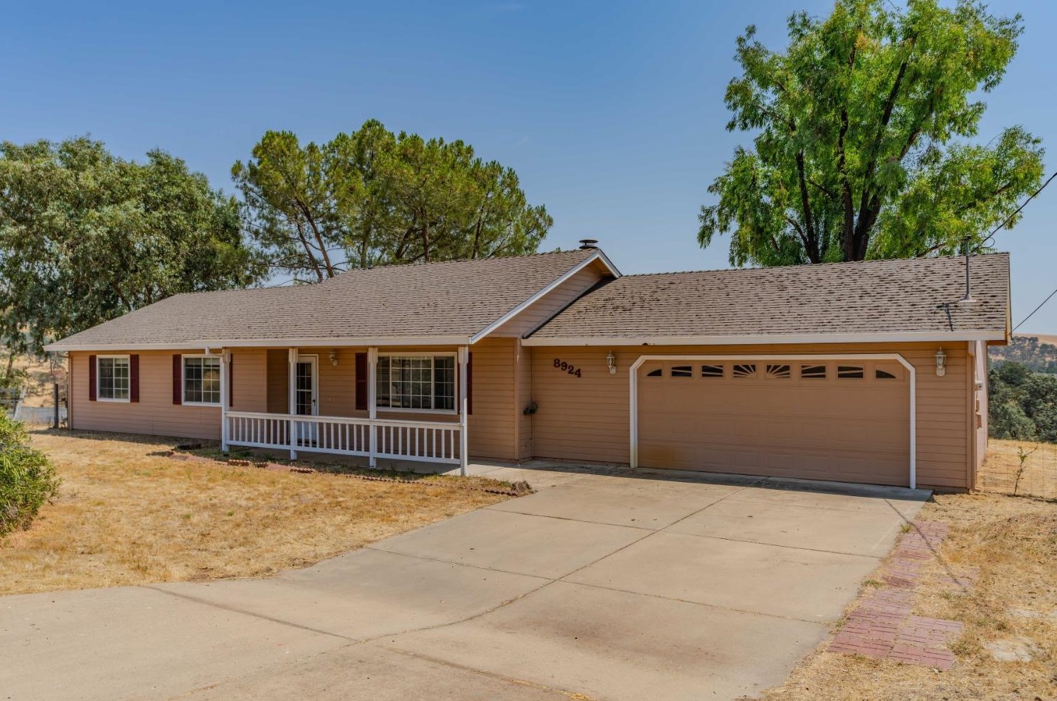 8924 Hautly Ln, Valley Springs, CA 95252