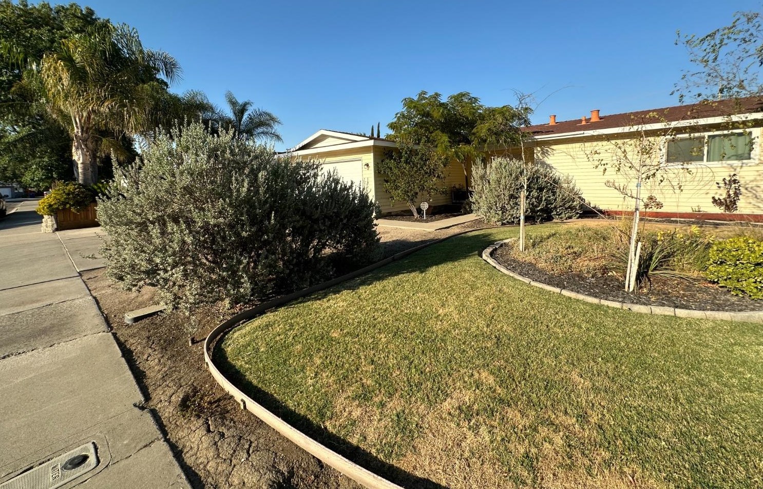 248 N Santa Rosa St, Los Banos, CA 93635