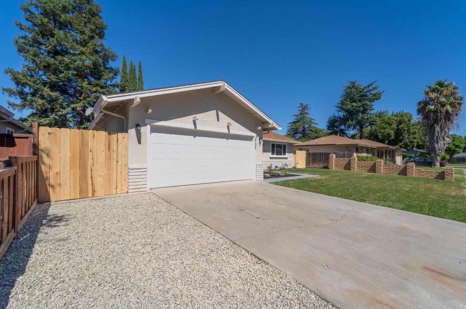 2705 Sharondell Dr, Modesto, CA 95350