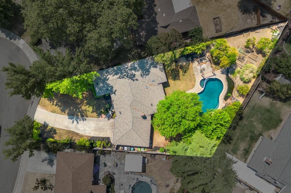 3937 Maudray Way, Carmichael, CA 95608