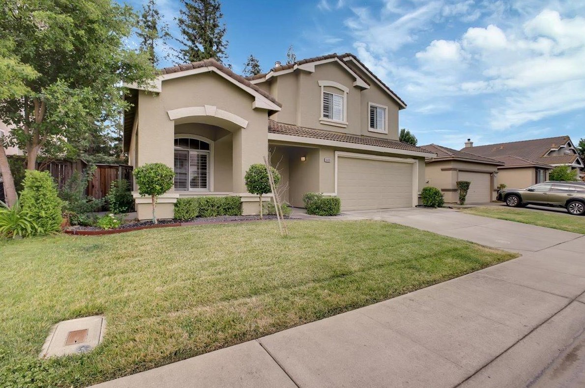 9400 Windrift, Elk Grove, CA 95758