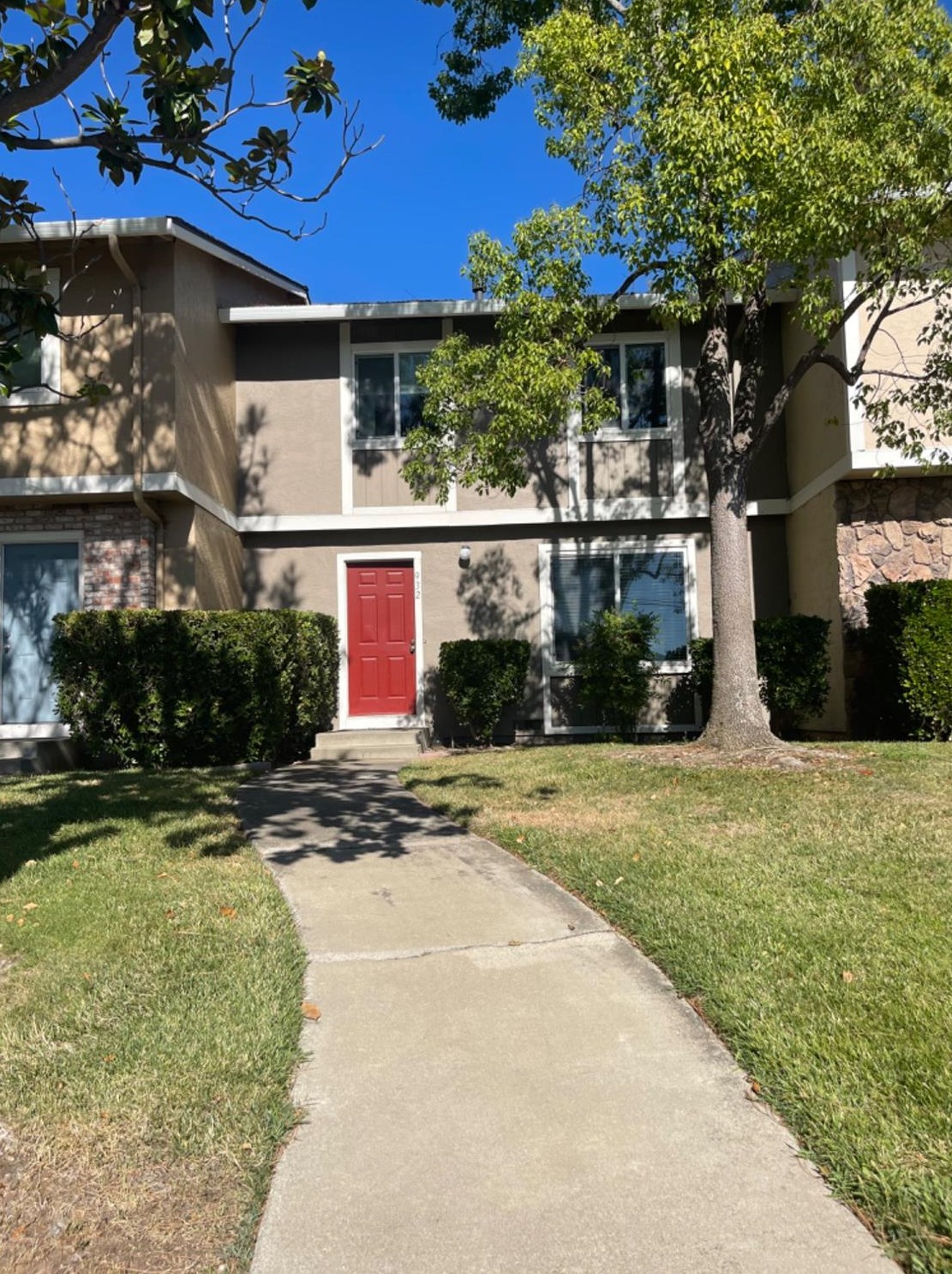 932 Dolores St, Livermore, CA 94550