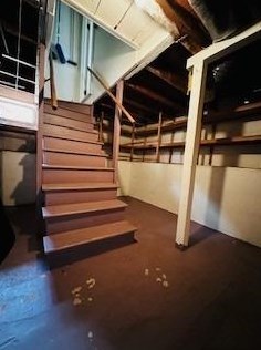 126 Minaret Ave, Turlock CA 95380-4162 exterior