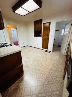 126 Minaret Ave, Turlock CA 95380-4162 exterior