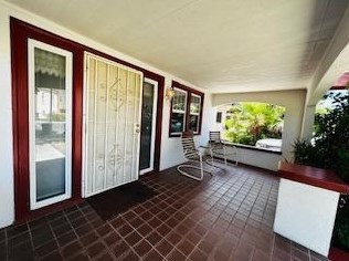 126 Minaret Ave, Turlock CA 95380-4162 exterior