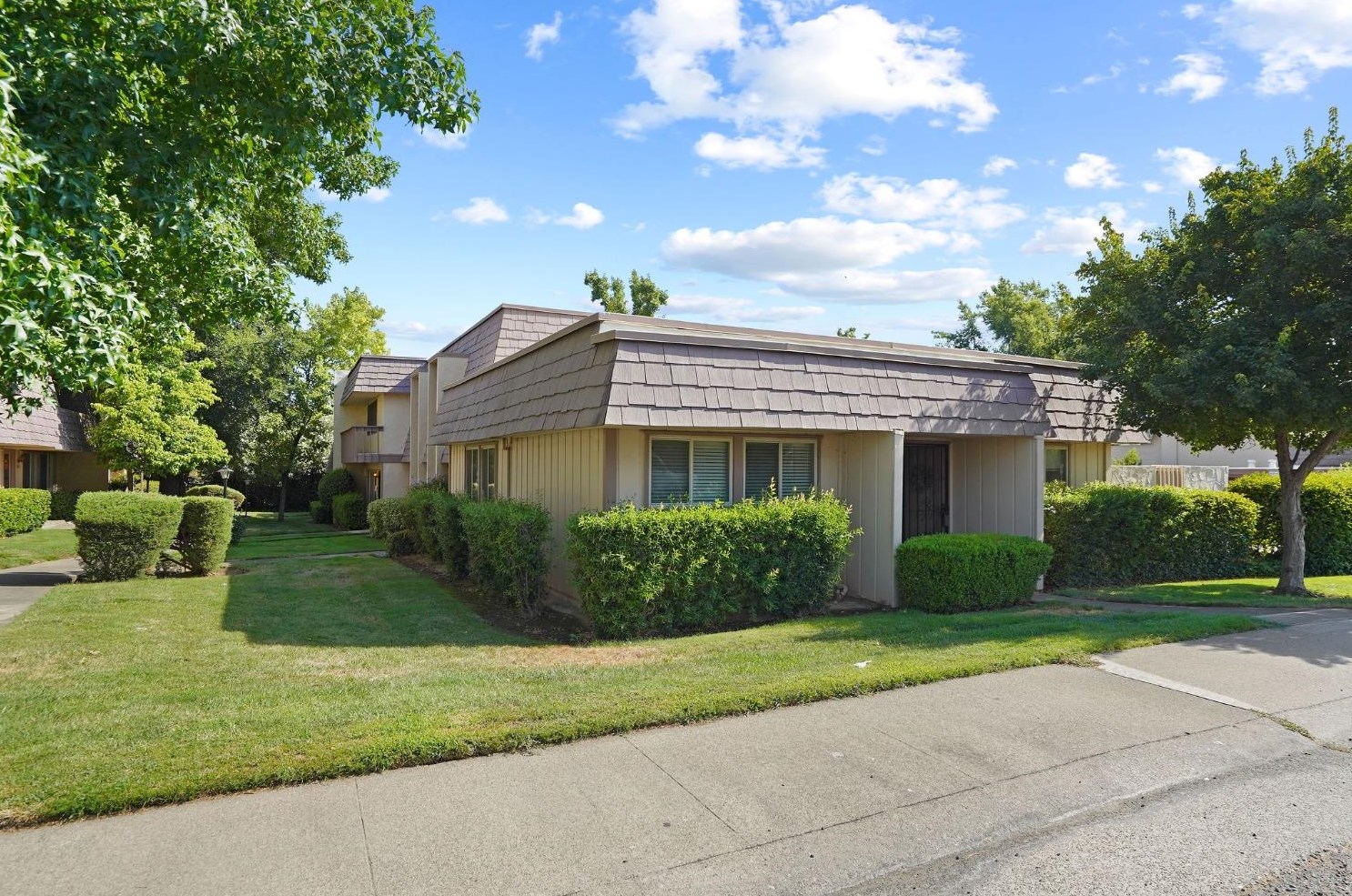 6022 Via Casitas, Carmichael, CA 95608-0234