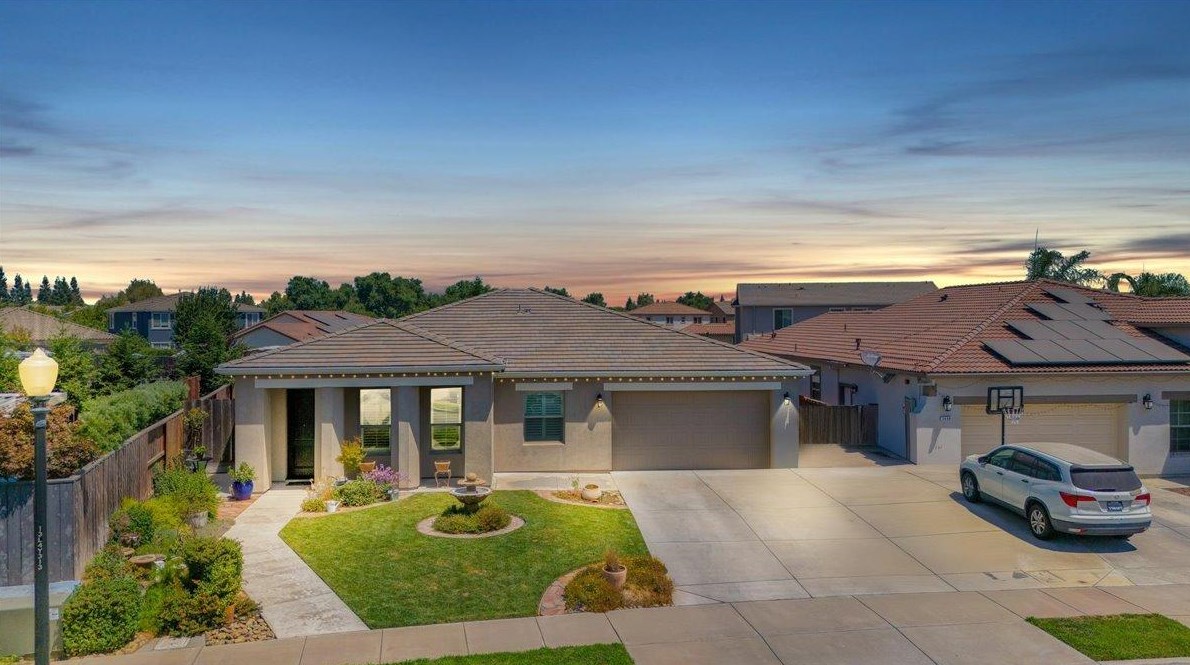2460 Mustang Dr #94, Valley Home, CA 95361