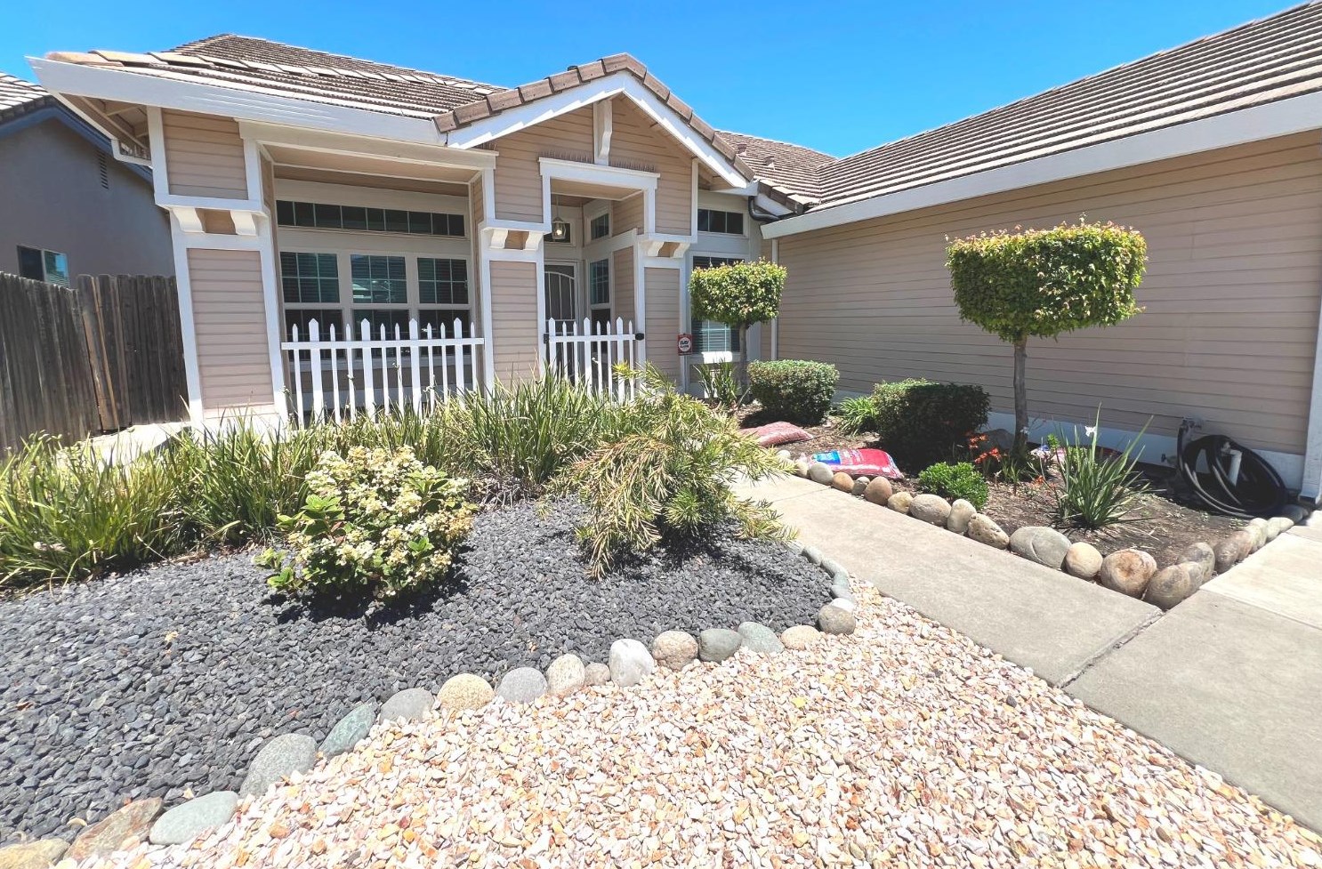 8652 Spring House Way, Elk Grove, CA 95624