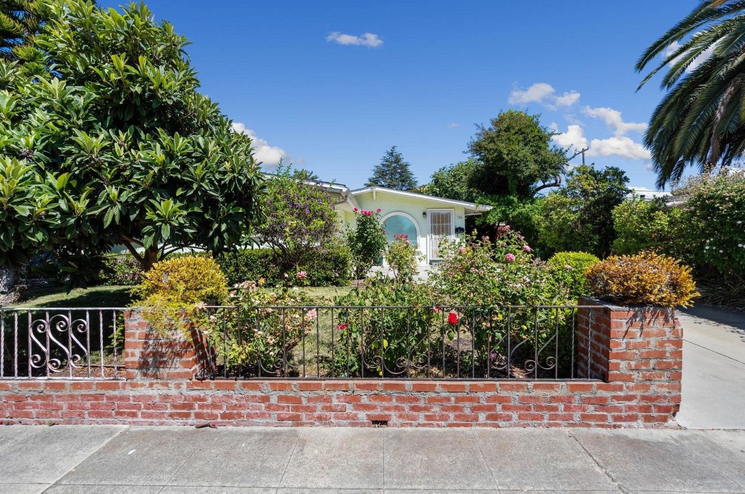 326 Greenlake Dr, Sunnyvale, CA 94089