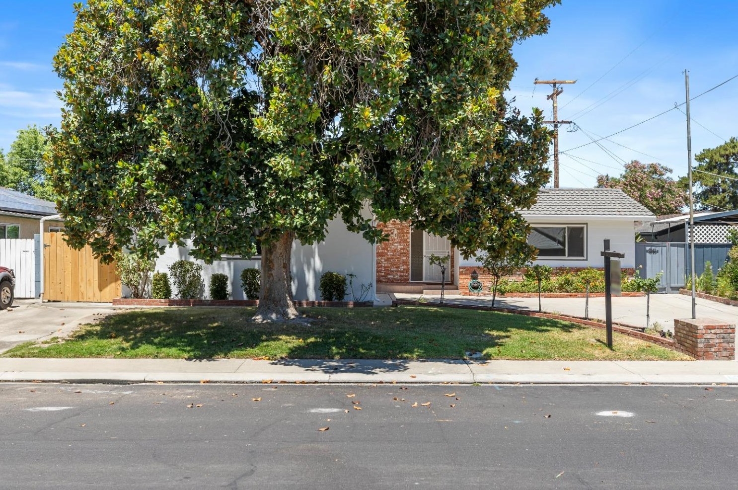 1665 Wylma Way, Modesto, CA 95350-2727